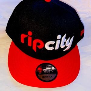 OFFICIAL NBA BLAZERS SNAPBACK HAT